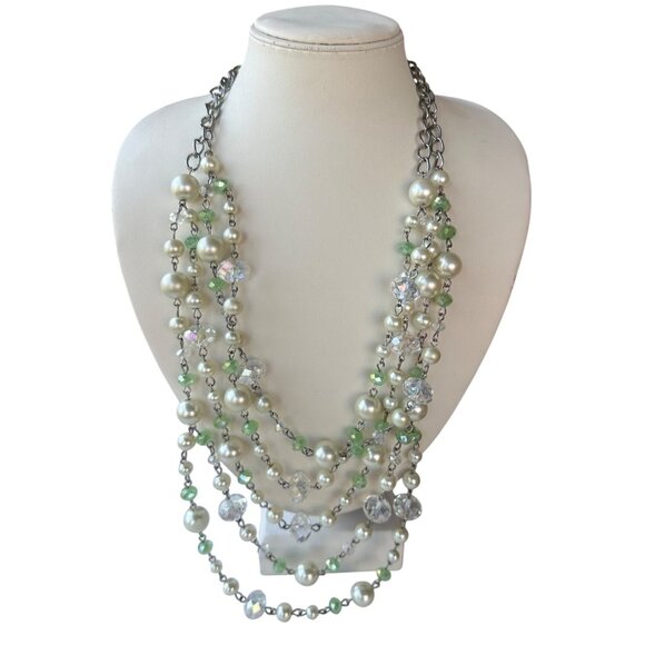 Unbranded Green Clear & White Beaded Fashion Jewelry Necklace 14.5" Height - Picture 1 of 6